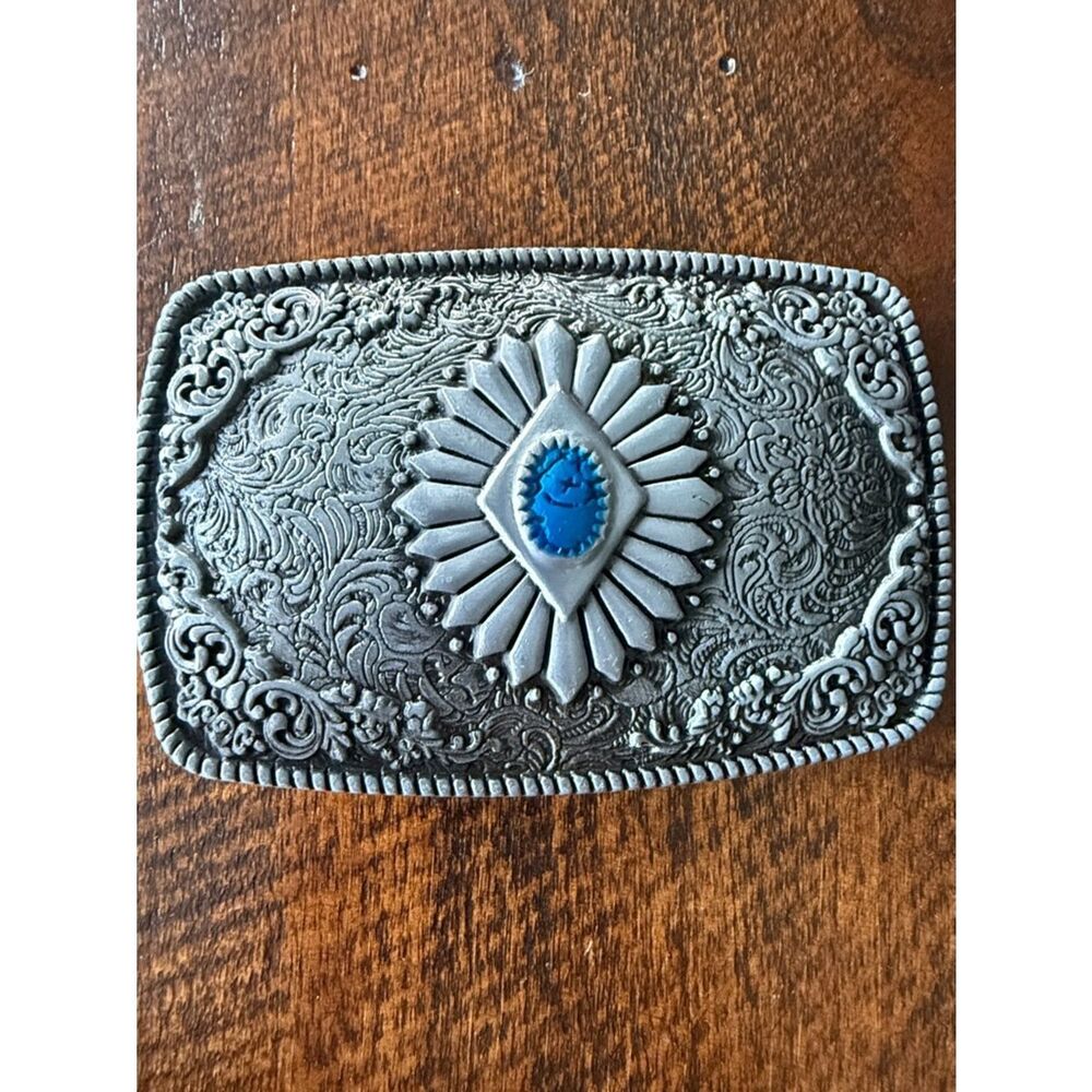 Western Concho Belt Buckle – Antique Silver Finish with Turquoise Accent
